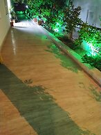 Ada Apart & Hotel