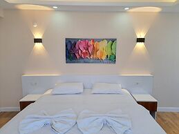 Ada Apart & Hotel