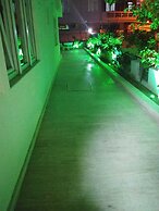 Ada Apart & Hotel