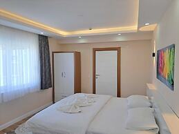 Ada Apart & Hotel