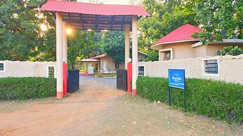 Bundela Bandhavgarh by Octave