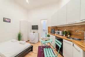 Real Apartments Anker II