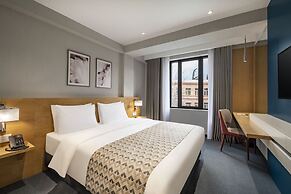 Clocks Hotel Tbilisi