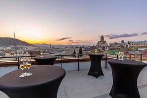 Clocks Hotel Tbilisi