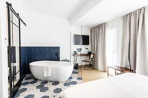 Victoria Boutique Hotel
