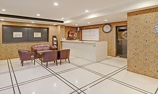 Treebo Suraksha Inn