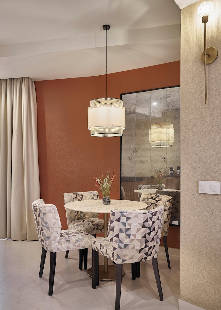 Hotel Vincci Molviedro Suites Apartments