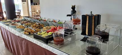 Hera City Hotel