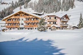 Hotel Waldheim Sexten Sesto