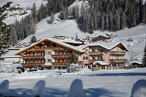 Hotel Waldheim Sexten Sesto