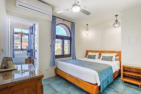 Dory Hostel