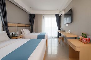 Ark Hotel