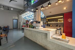 Ark Hotel