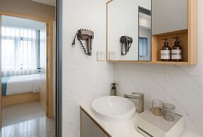 Ark Hotel