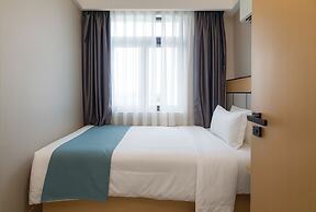 Ark Hotel
