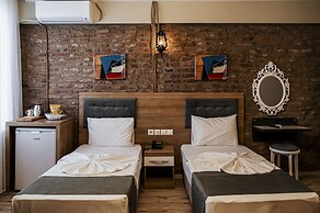 HASUNİ TAŞ HOTEL