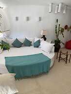Hob House Watamu