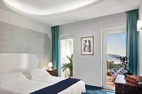 Blue-wave Experience Resort