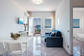 Blue-wave Experience Resort