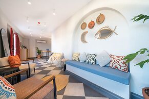 Reddoors Suites Sea View