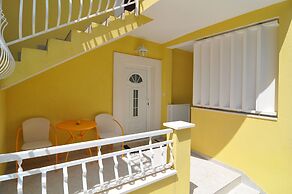 Spacious 100m2 apt W.big Terrace & Great sea View