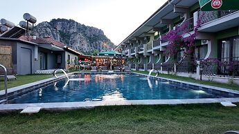 Smyrna Hotel