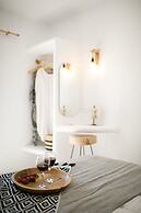 Naxos Earth Suites