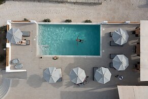 Naxos Earth Suites