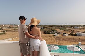 Naxos Earth Suites