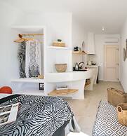 Naxos Earth Suites