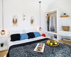 Naxos Earth Suites