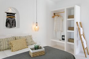 Naxos Earth Suites