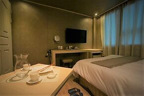 Hotel Haru