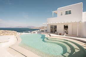 Lovia Mykonos