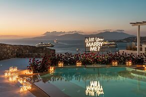 Lovia Mykonos