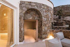 Lovia Mykonos