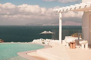 Lovia Mykonos