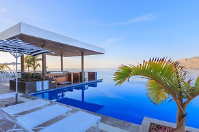 Courtyard By Marriott Mazatlan Beach Resort