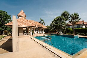 T.W. Marina Pool Villa Pattaya