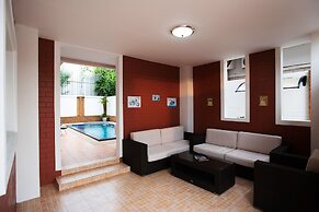 T.W. Marina Pool Villa Pattaya