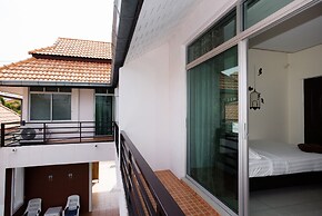 T.W. Marina Pool Villa Pattaya