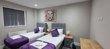 Crown Place 2 & 3 Bedroom Luxury Apts