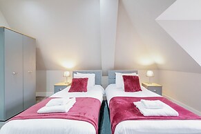 Crown Place 2 & 3 Bedroom Luxury Apts