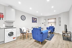 Crown Place 2 & 3 Bedroom Luxury Apts
