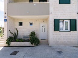 Apartments Vujina