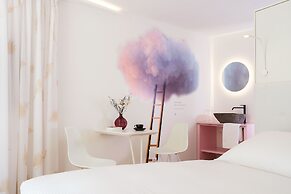 Neuro Campus Hotel
