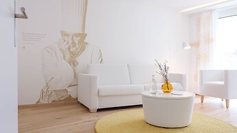 Neuro Campus Hotel