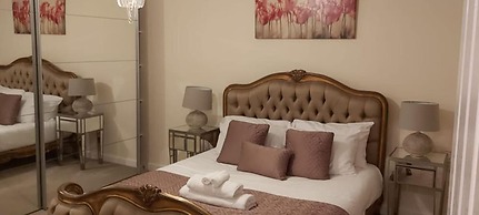 Lovely 3-bed House in Luton