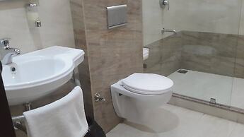 HOTEL THE OMAIRA