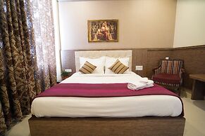 HOTEL THE OMAIRA